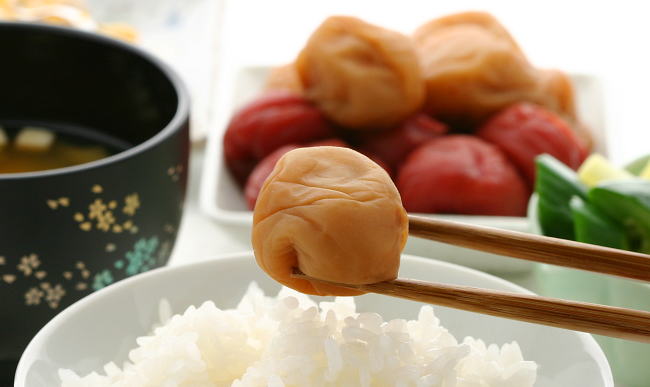 朝食と梅干 味梅